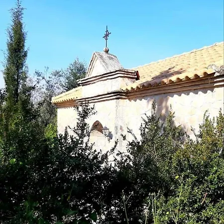 בית נופש Sunset House זקינטוס טאון