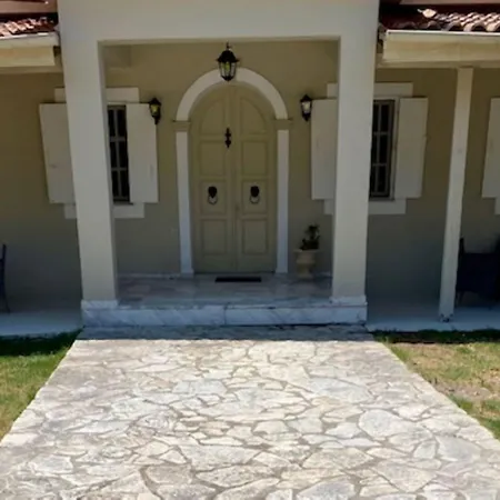 Sunset House בית נופש *
